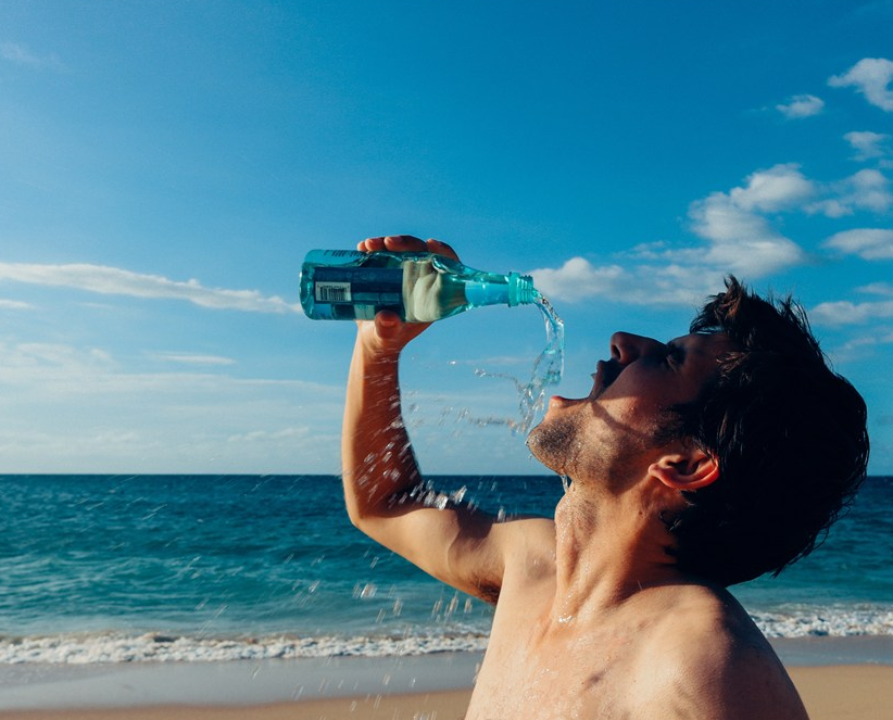怎樣喝水更健康？晨起第一杯別喝4種水